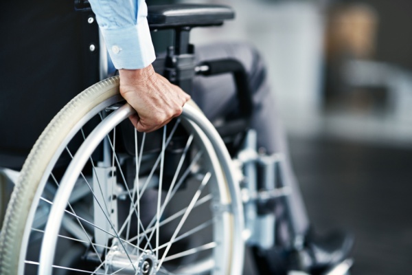 fauteuils-roulants-et-protheses-capillaires-:-une-prise-en-charge-renforcee-!