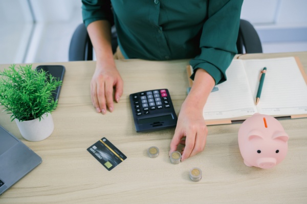 impot-sur-le-revenu-et-avantages-lies-aux-enfants-majeurs-–-2026